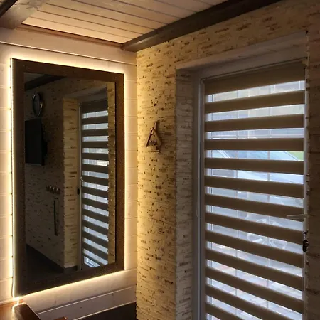 у миколи * Huklyvyy